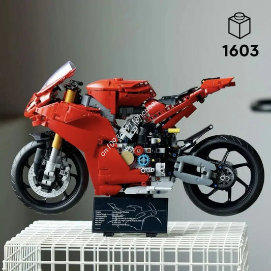 Ducatis Panigales V4 S